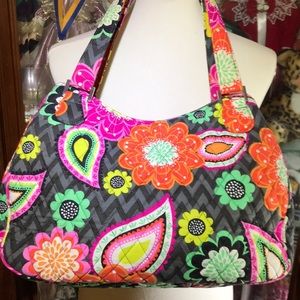 Vera Bradley Ziggy Zinnia large shoulder bag